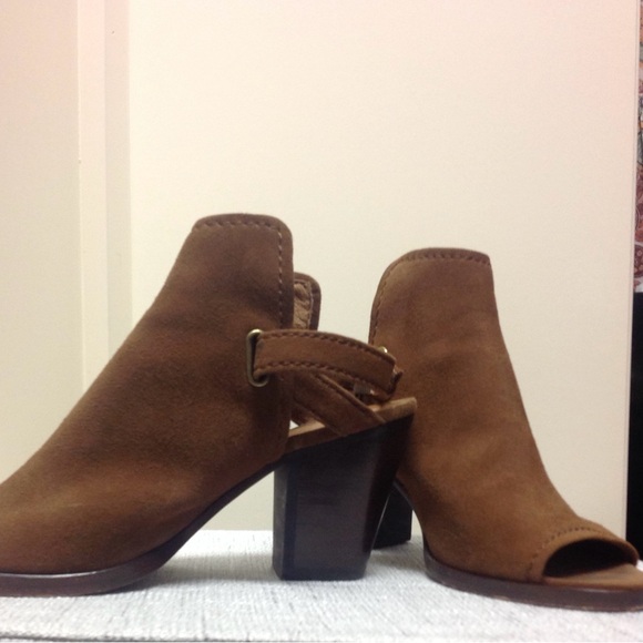 Frye Open Toe Bootie. - Picture 2 of 4
